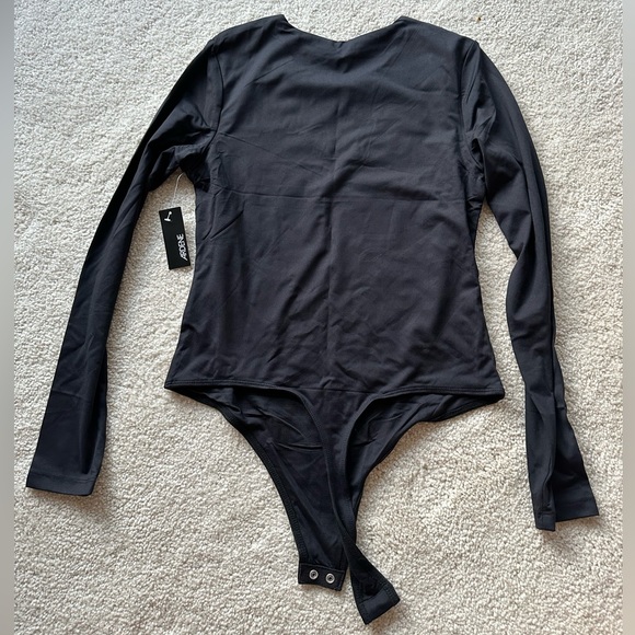 Contour Long Sleeve Bodysuit - Picture 9 of 9